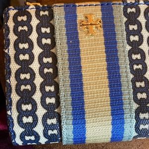 NWT Tory Burch gemini link blue/cream mini wallet